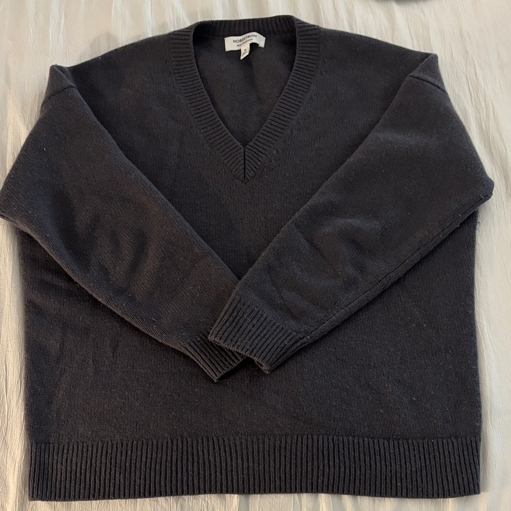 Nordstrom Charcoal V-Neck Cashmere & Wool Sweater